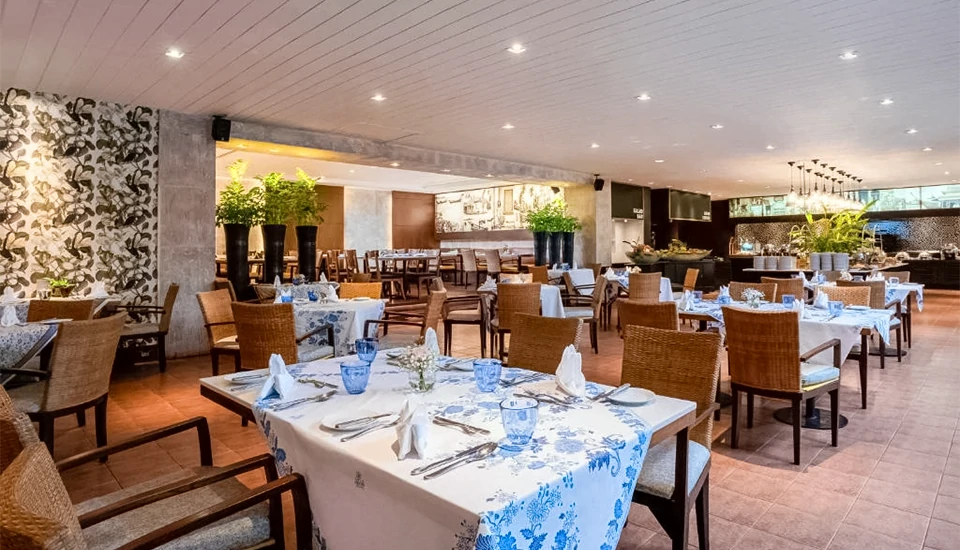 هتل پولمن کارون بیچ ریزورت پوکت